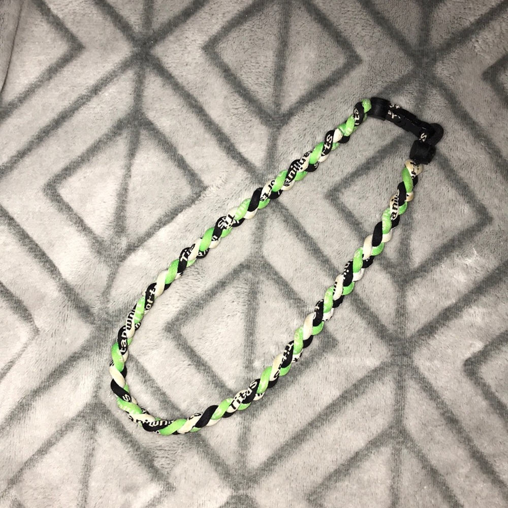 Braided sports necklace